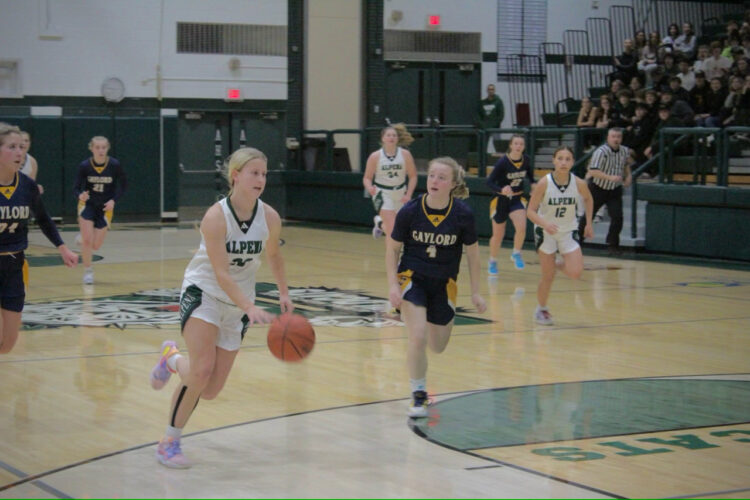 Gaylord locks down late on defense to upend Alpena, 51-43 | News, Sports, Jobs - Vimarsana News